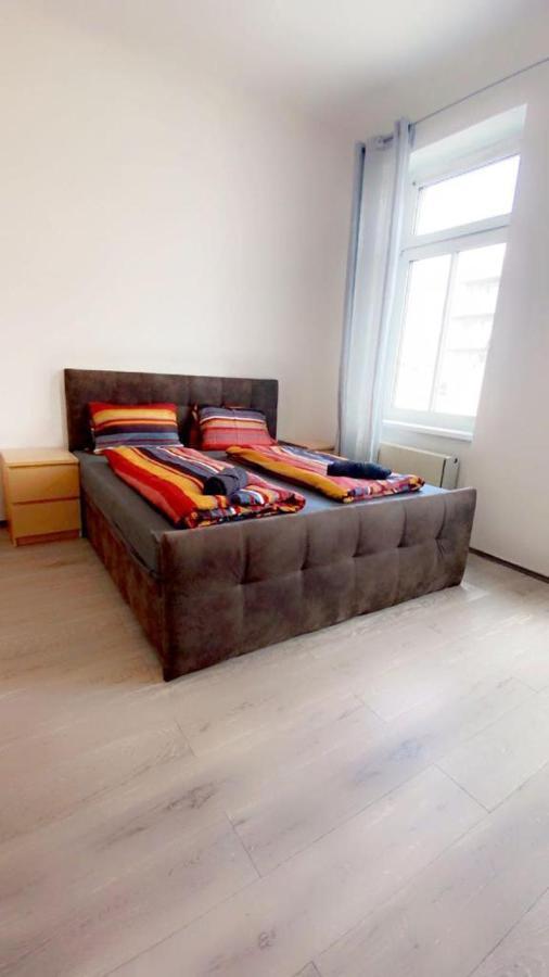 Premier Quad Room Wh Viena Exterior foto